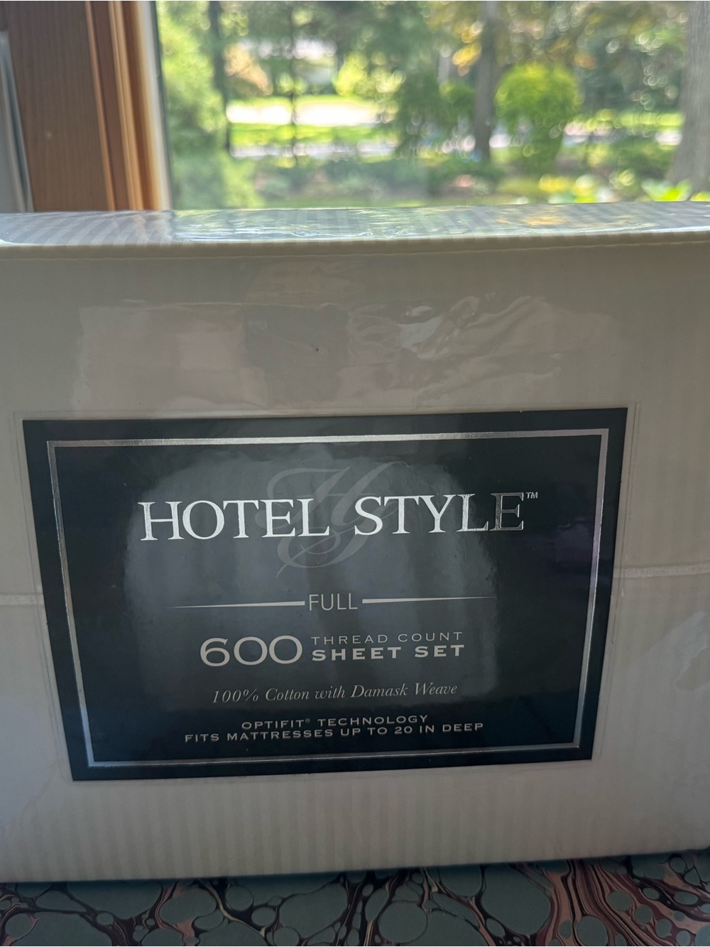 Hotel Style 600 TC Full Sheet Set in White-BRAND NEW